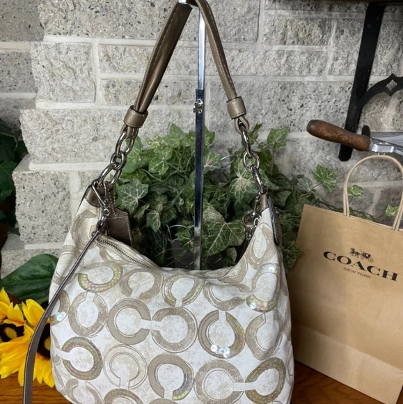 COACH Op Art Hobo - Picture 9 of 15